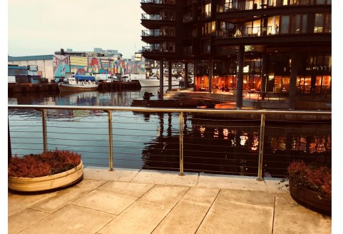 Utenfor inngangspartiet